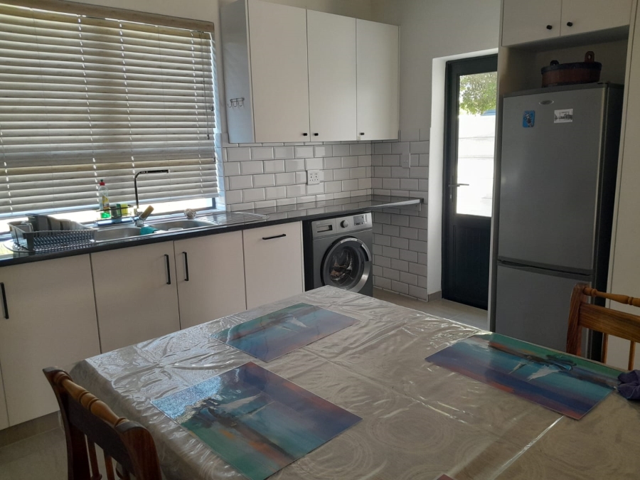 To Let 2 Bedroom Property for Rent in Stilbaai Wes Western Cape